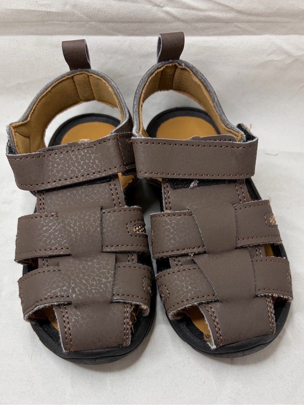 First Steps Boys/Girls Brown Sandals in Excellent Pre-Owned Condition Size 9